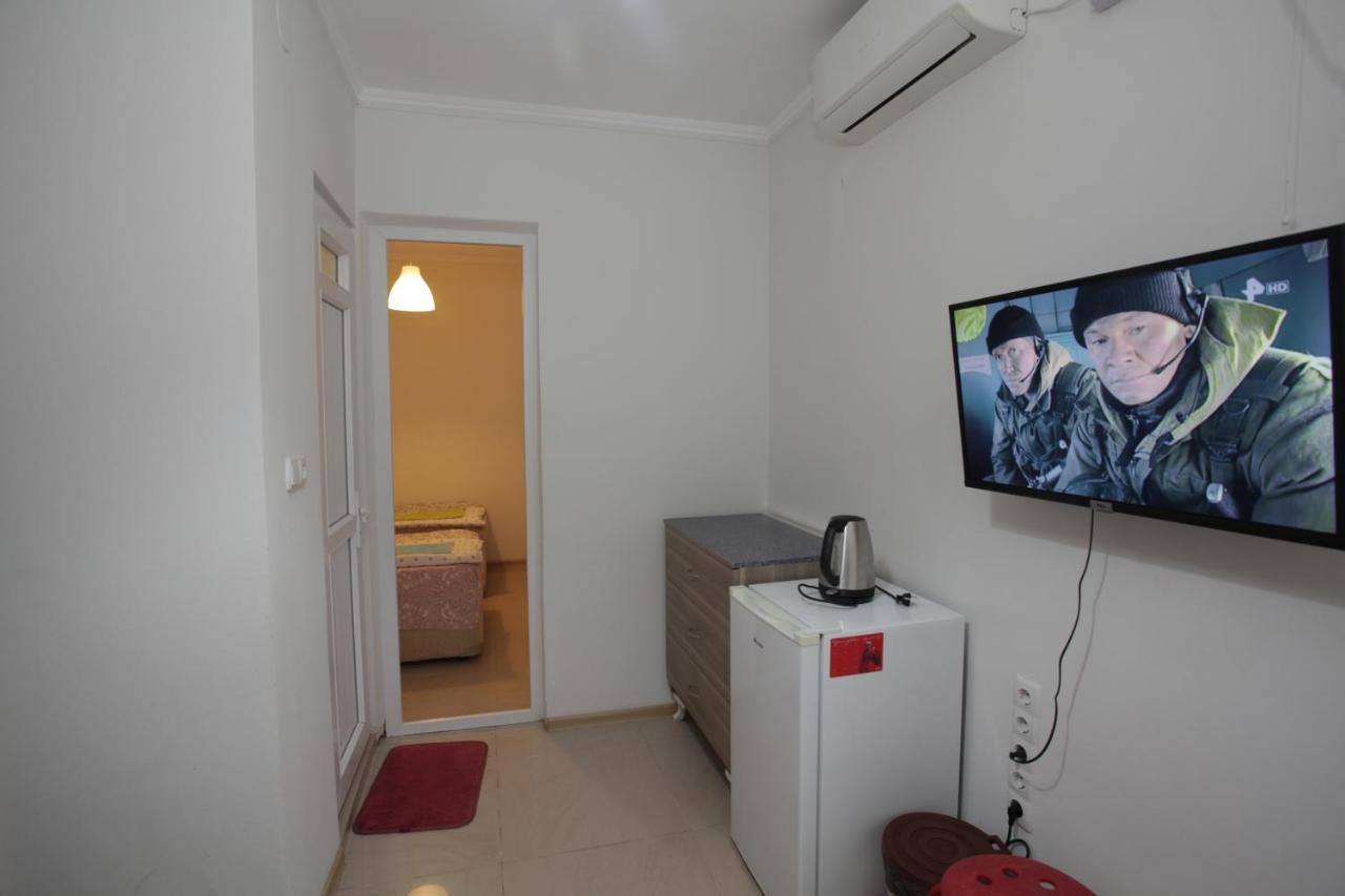Sukhum City Mini Hotel 苏呼米 外观 照片